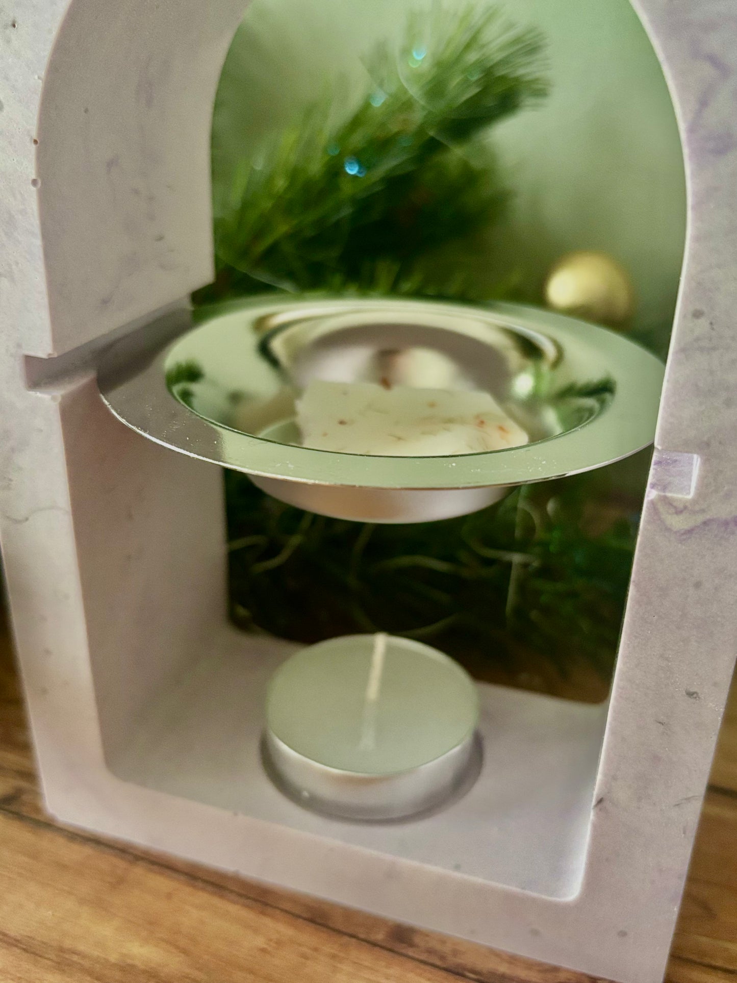 Brûle-parfum artisanal en jesmonite