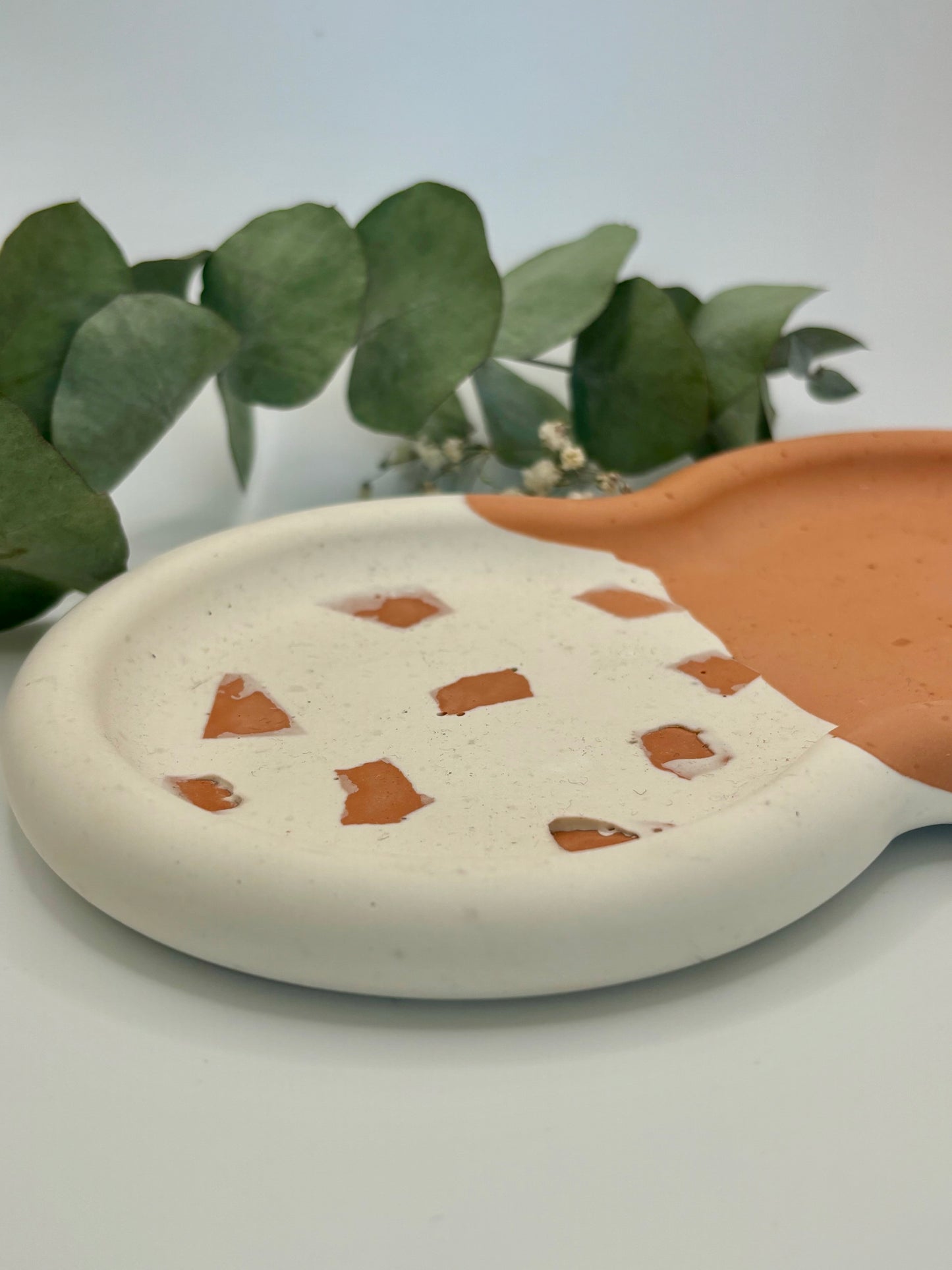Plateau terrazzo en jesmonite fait main – objet déco design
