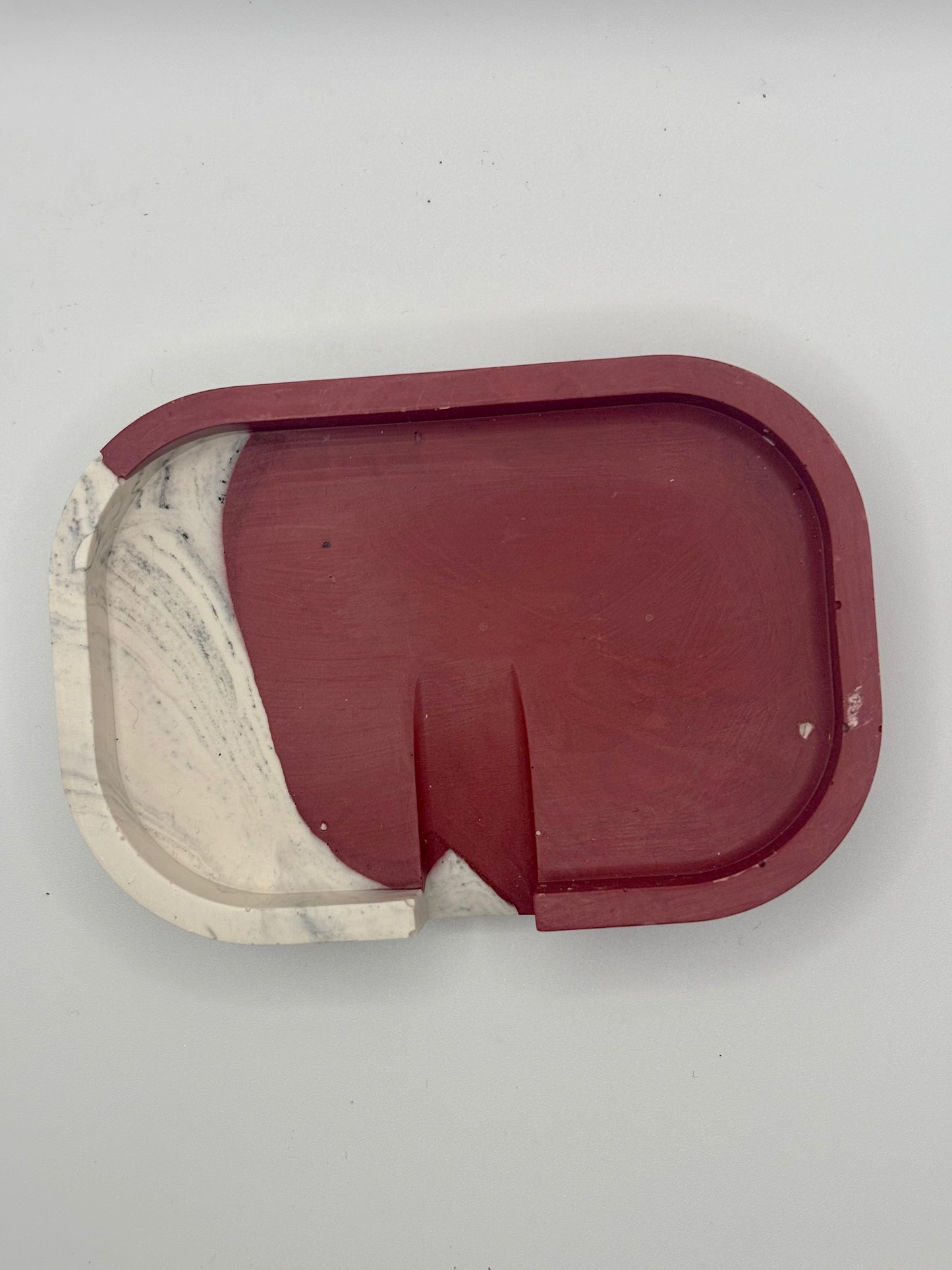 Porte-savon rectangulaire bordeaux effet marbre avec écoulement d’eau