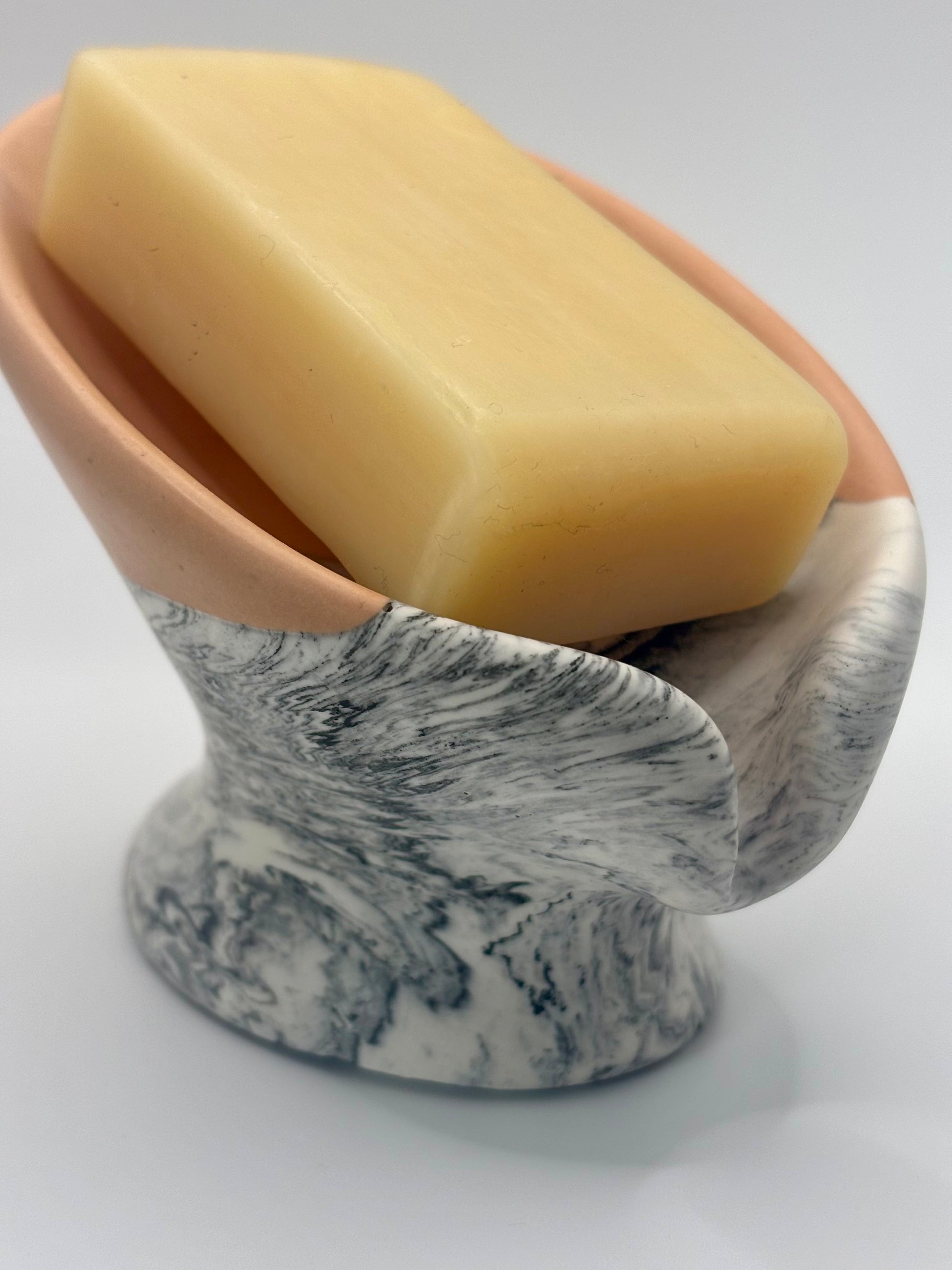 Porte savon effet marbré et terracotta en jesmonite