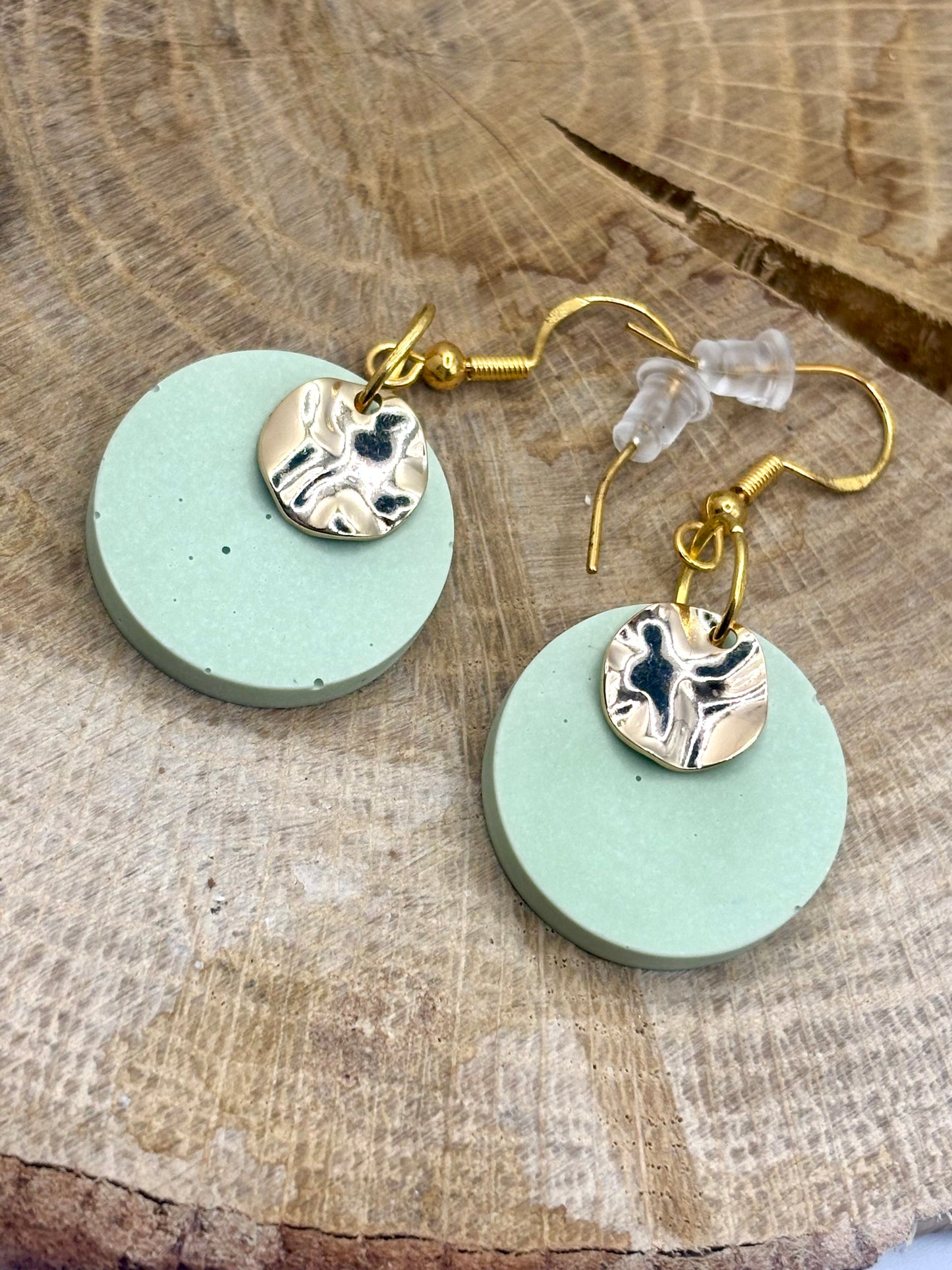 bijoux jesmonite