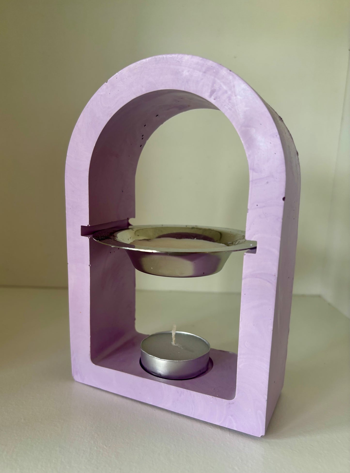 Brûle-parfum artisanal en jesmonite