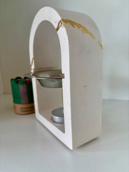 Brûle-parfum artisanal en jesmonite