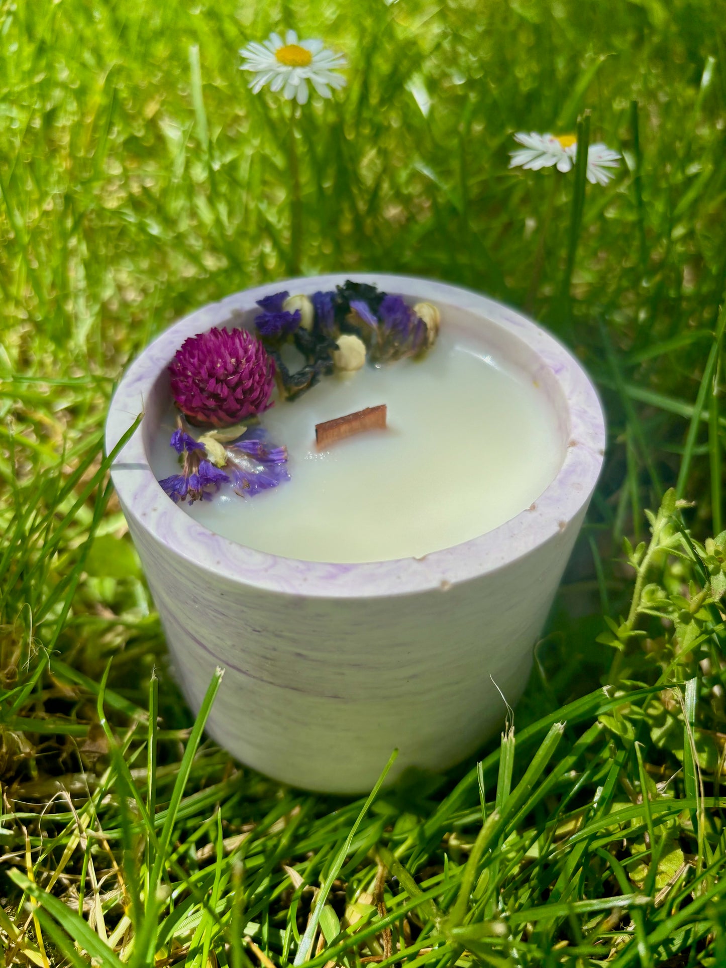 Flower candle with Jesmonite pot