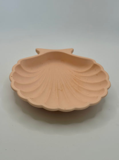 Jesmonite shell dish