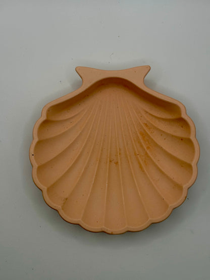 Jesmonite shell dish