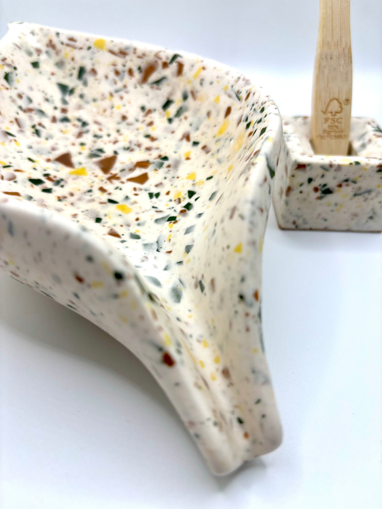 repose savon jesmonite terrazzo