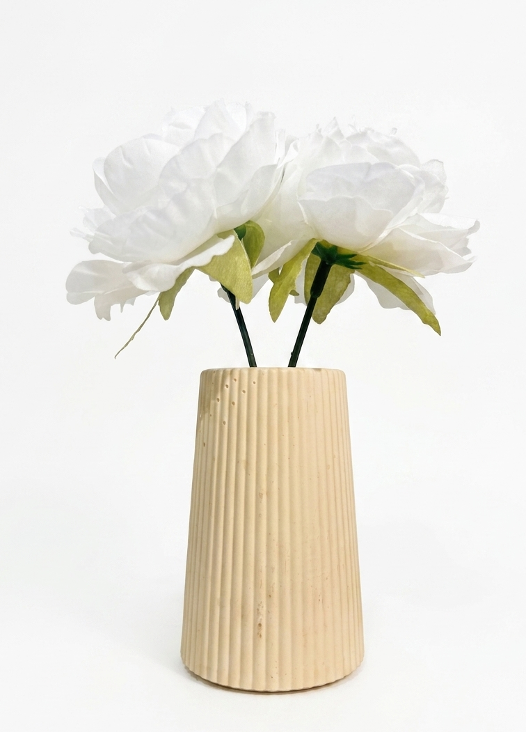 pot à fleur en jesmonite